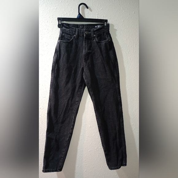 ARIZONA JEAN CO. - Black High Rise Jeans - Picture 1 of 3